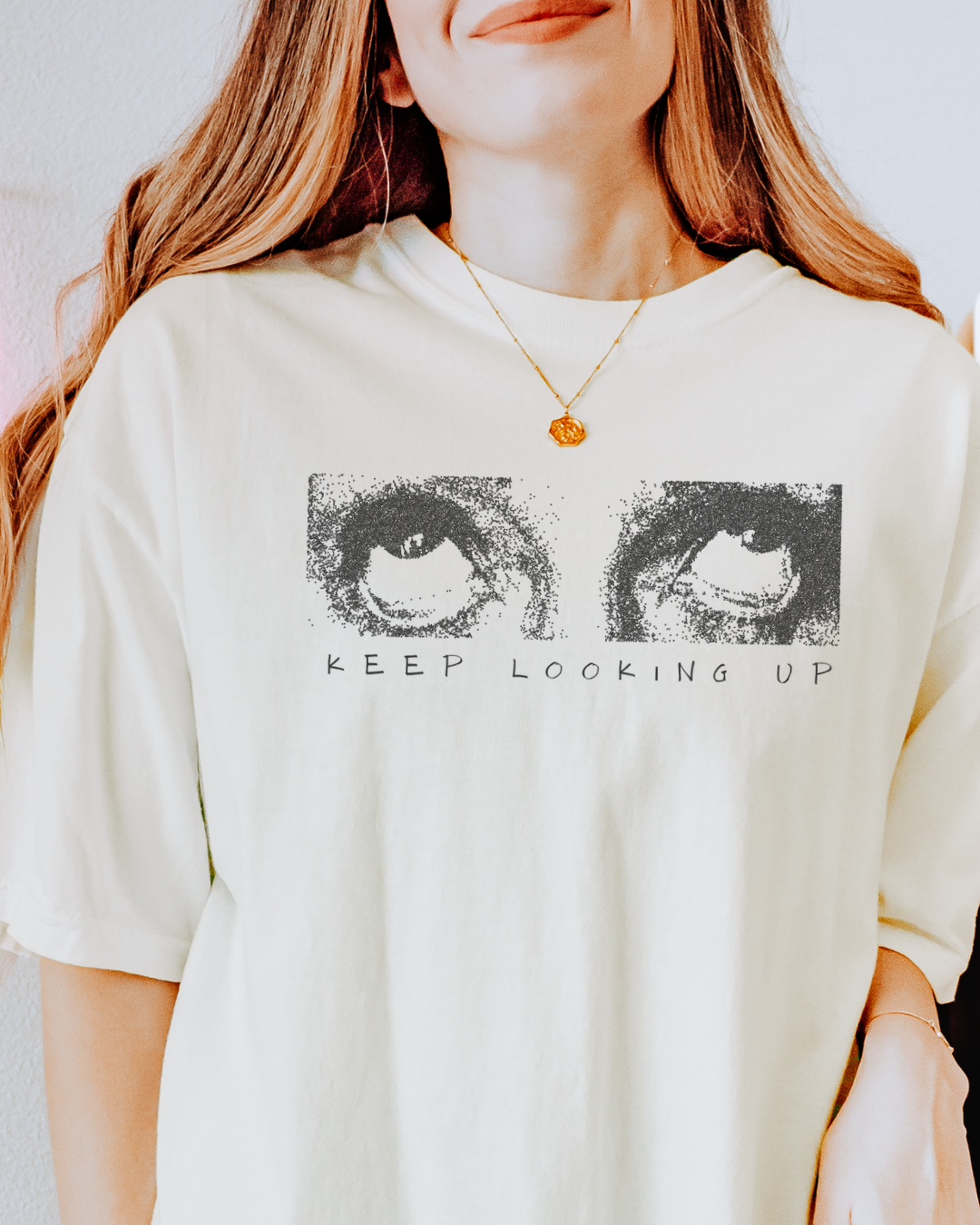 Keep Looking Up | Tee