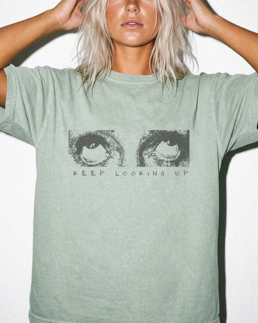 Keep Looking Up | Tee