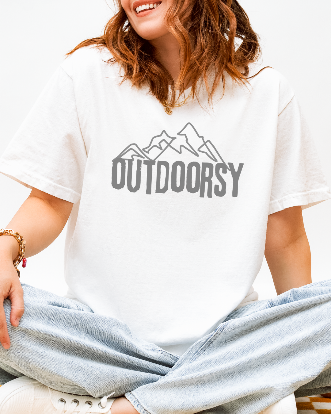 Outdoorsy | Tee
