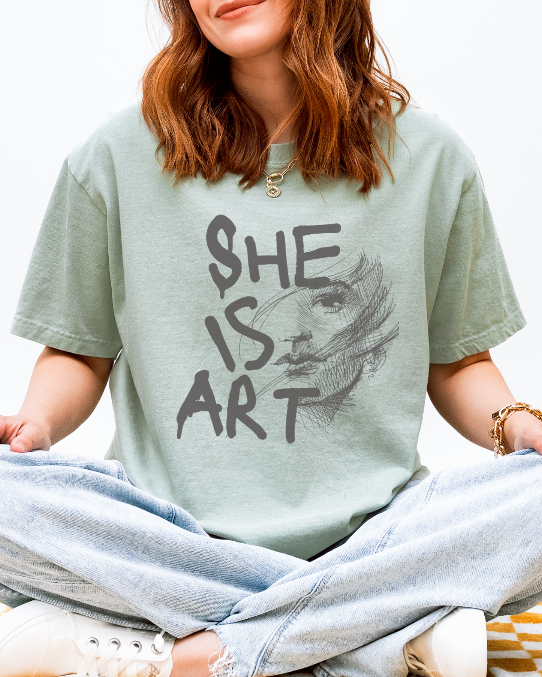 She Is Art | Tee