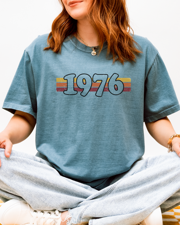 1976 | Tee