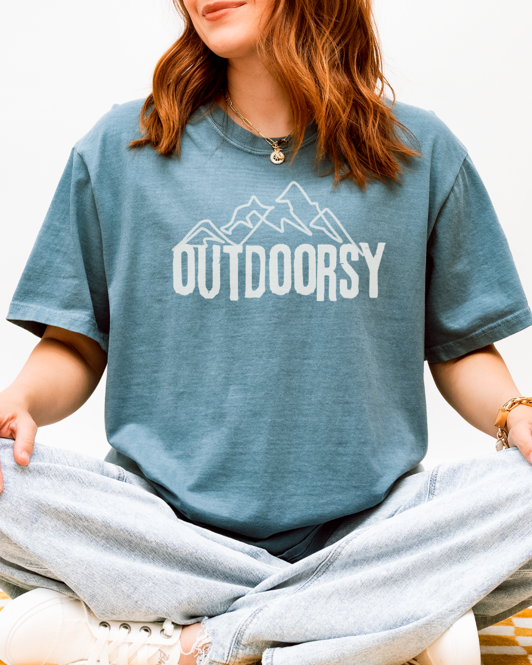 Outdoorsy | Tee