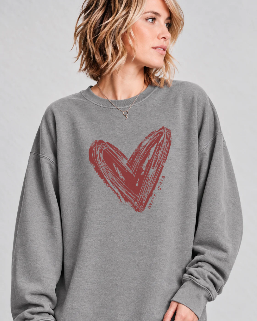 Avere Grinta Heart | Crewneck